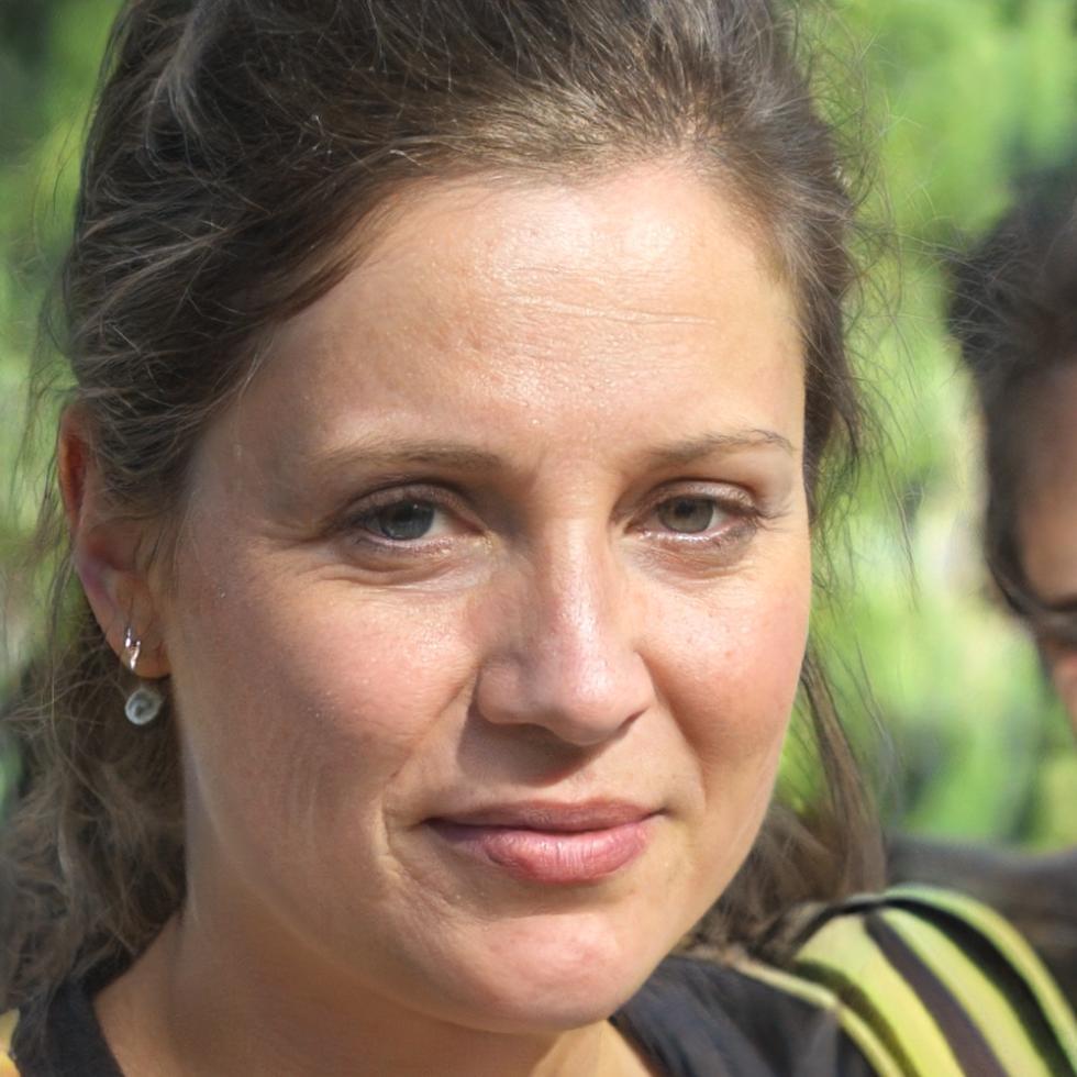 Sarah Dubois, Responsable Recrutement chez Zylivethconnect
